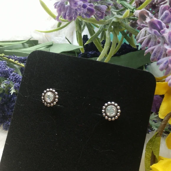 NEW Brighton Vintage Crystal Earrings - Picture 2 of 5